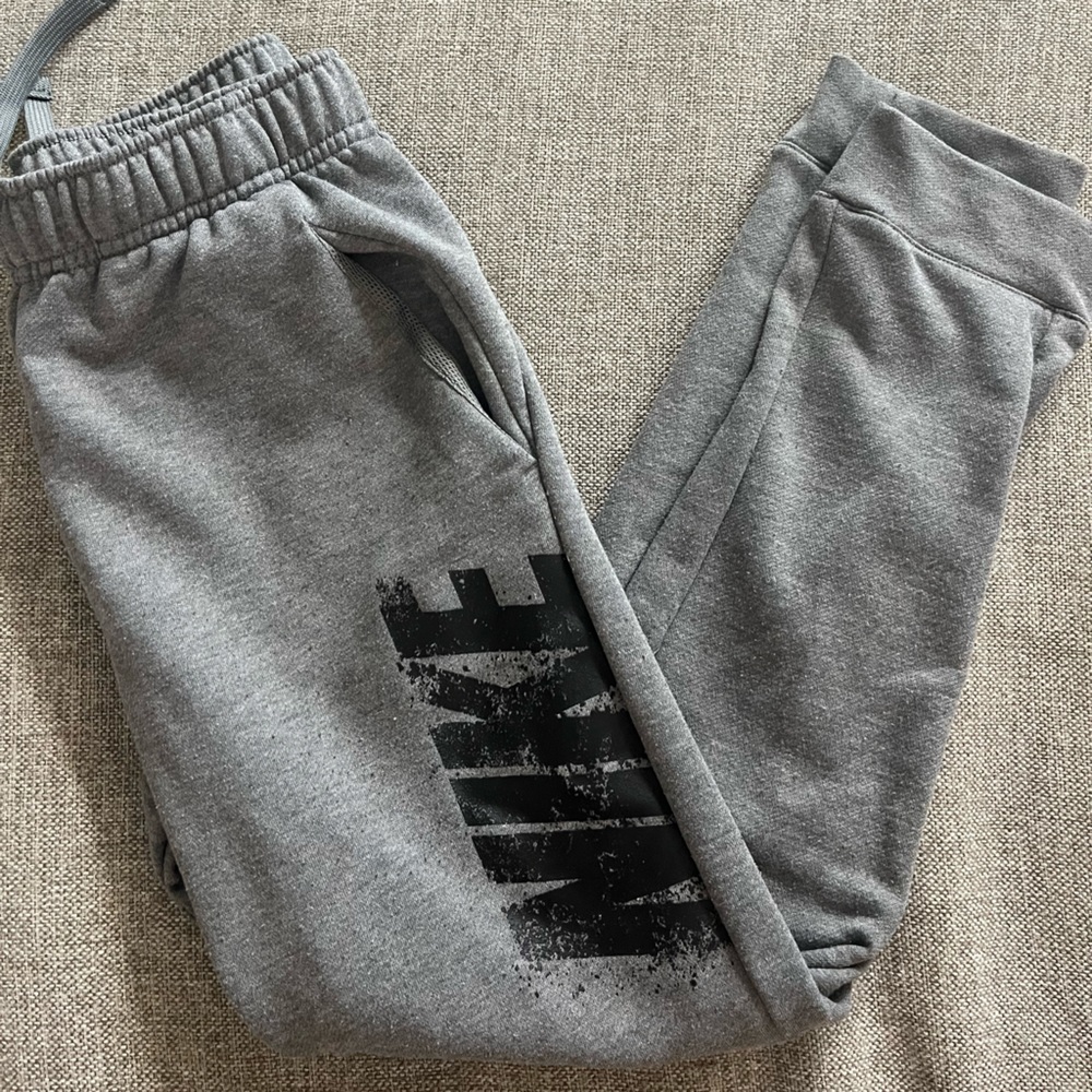 Boy’s Nike Sweatpants